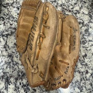 Rawlings Vintage Tan Baseball Glove Youth right Throw